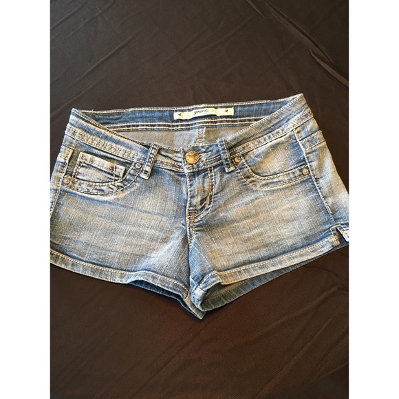 Grane Pants - Denim Shorts